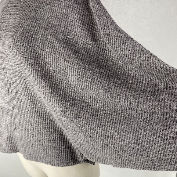 THML Sz M Cropped Gray Waffle Knit Sweater - Picture 7 of 12